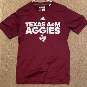 Texas A&M short sleeve tee. Like new.